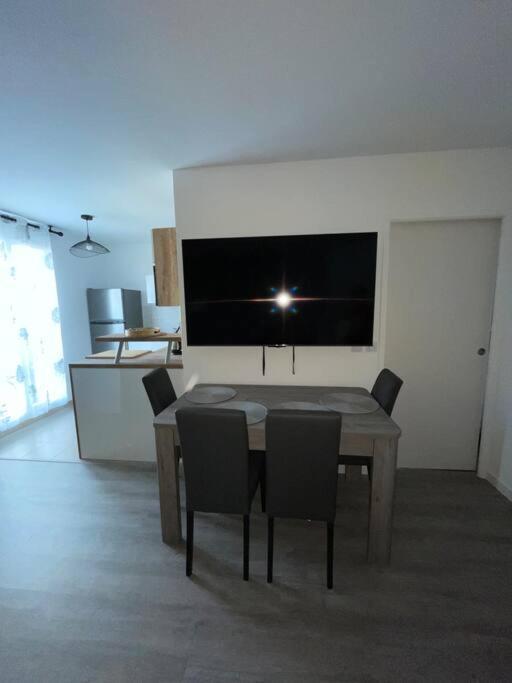 Superbe Appartement Tres Confortable Serris Exterior photo