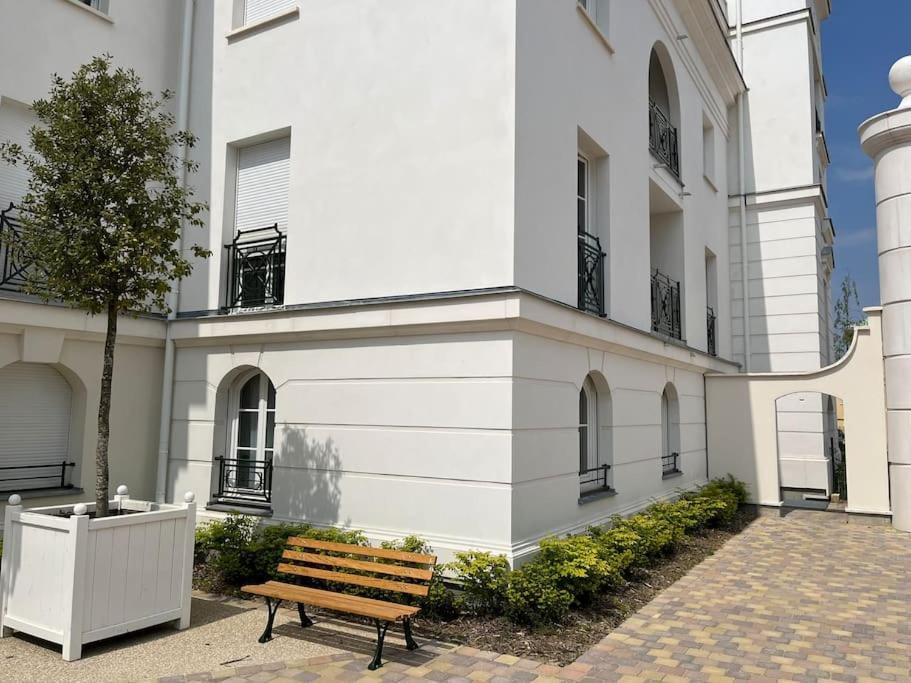 Superbe Appartement Tres Confortable Serris Exterior photo